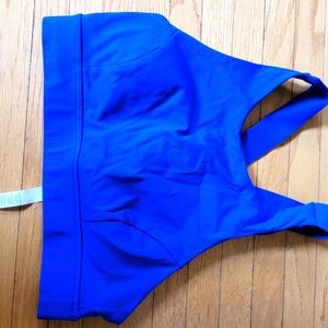 Lululemon Sports Bra size 8 - like new condition